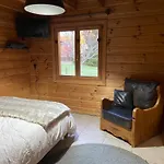 Quarto em Acomodações Particulares Les Savagnieres - *