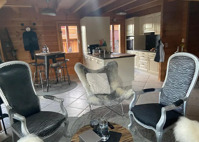 Les Savagnieres - Проживание в семье Saint-Imier