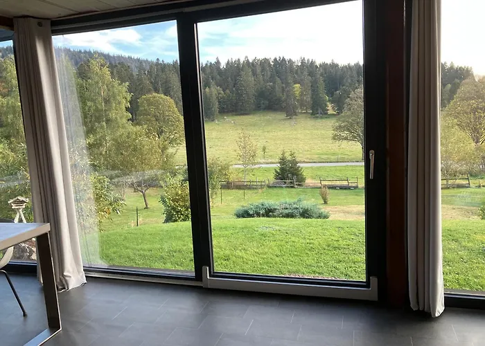 Les Savagnieres - Homestay szállás Saint-Imier