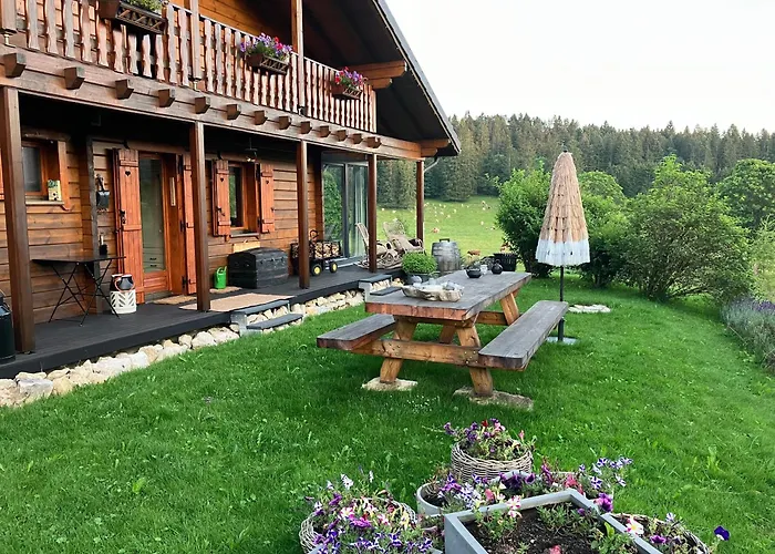Les Savagnieres - Homestay szállás Saint-Imier